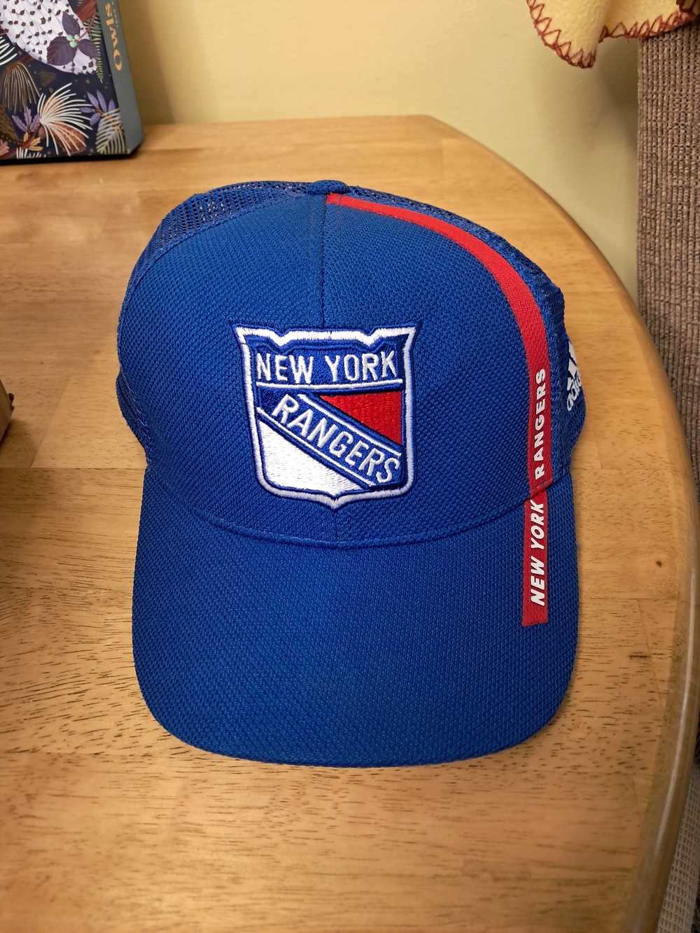 Adidas 2018-19 New York Rangers NHL Trucker Hat Cap Blue One Size CX2559 NWT